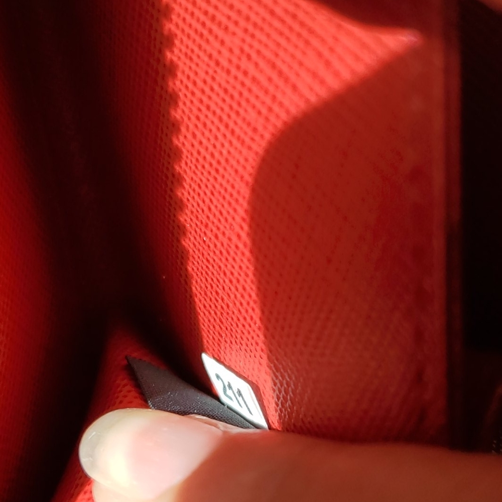 PRADA coin purse - Picture 14 of 16